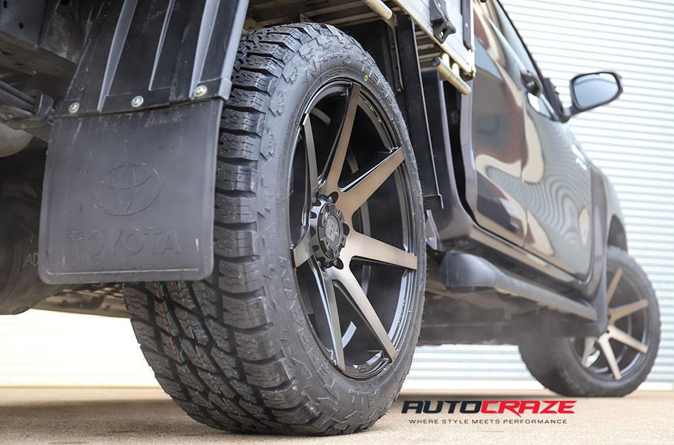 TOYOTA HILUX 4WD AVALANCHE MACHINED FACE MATTE BLACK DARK TINT